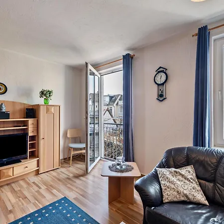 Kaiser Apartment *
